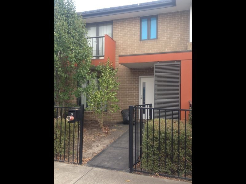 8 Ulmara Parkway, Maidstone VIC 3012