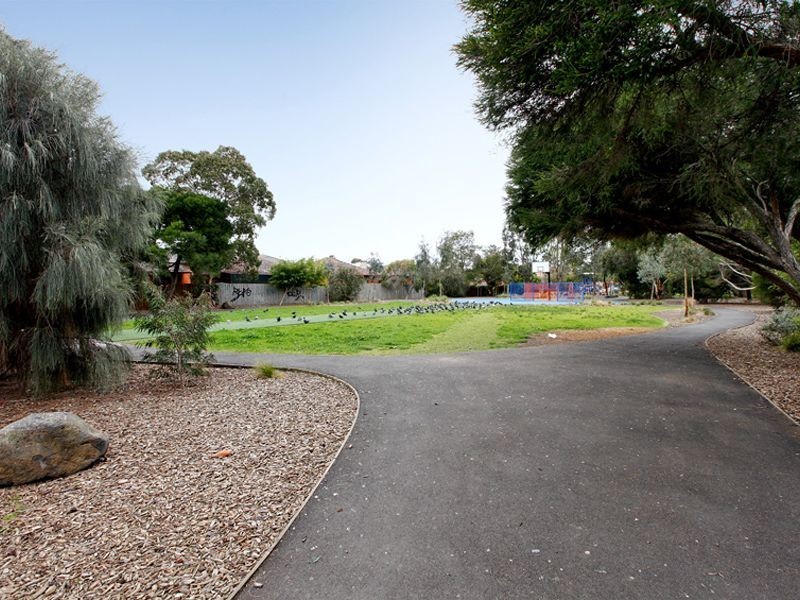 1/13 Empire Street, Footscray VIC 3011