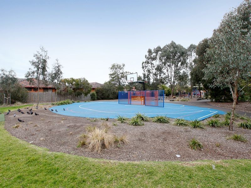 1/13 Empire Street, Footscray VIC 3011