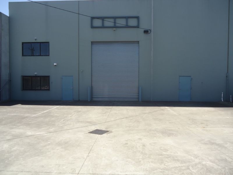 37 Harvester Ave, Sunshine North VIC 3020