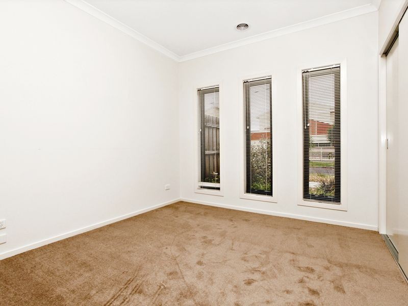 13 Edmund Street, Maidstone VIC 3012