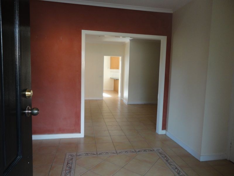 2/11 Buxton Street, West Footscray VIC 3012