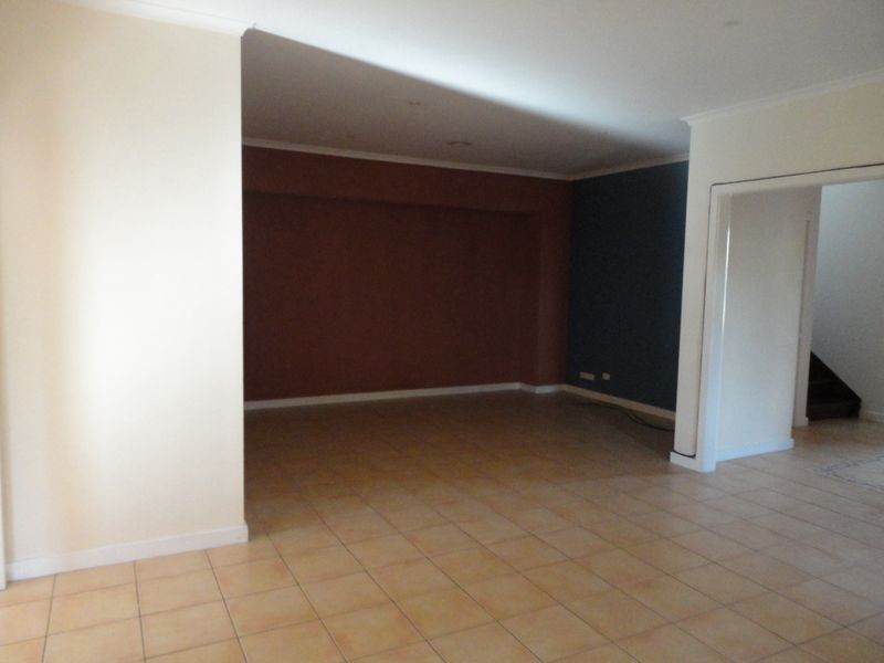 2/11 Buxton Street, West Footscray VIC 3012