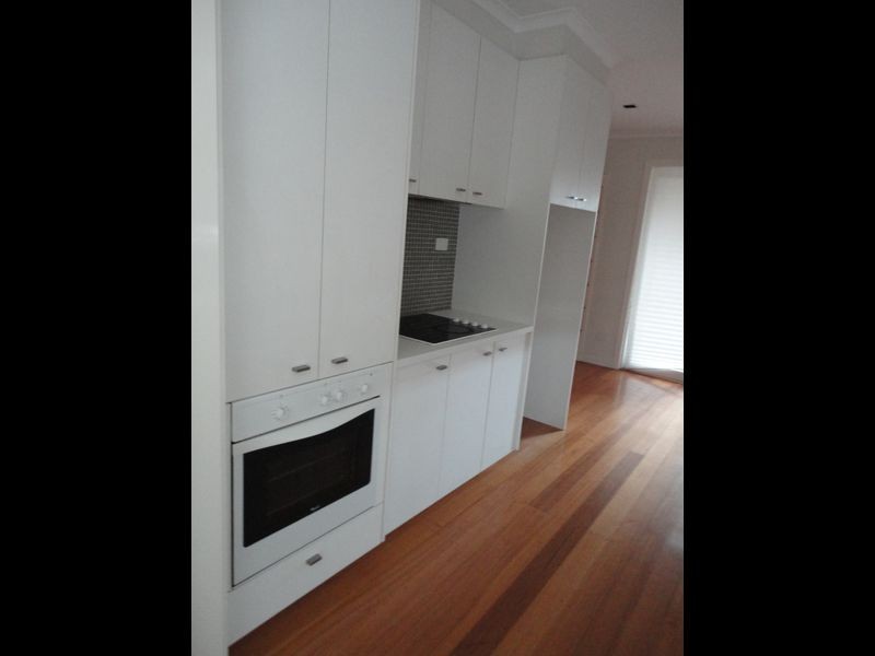 2/222 Gordon Street, Footscray VIC 3011