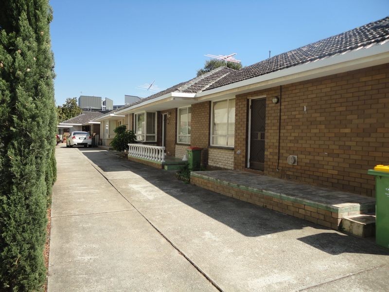 2/10 Kingsville Street, Kingsville VIC 3012