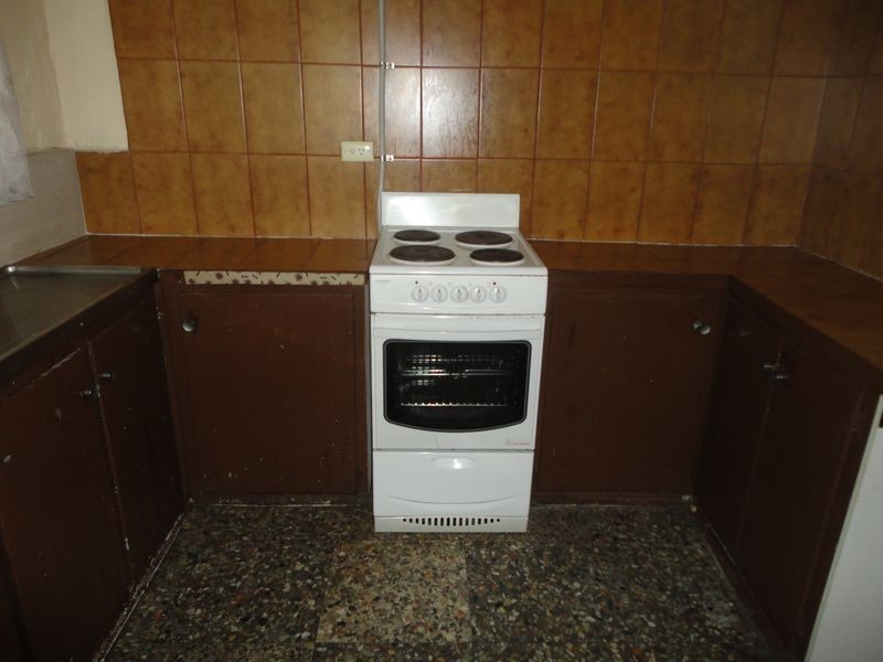 2/15 Moore Street, Footscray VIC 3011