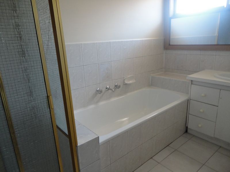 1/603 Barkly Street, Footscray VIC 3011