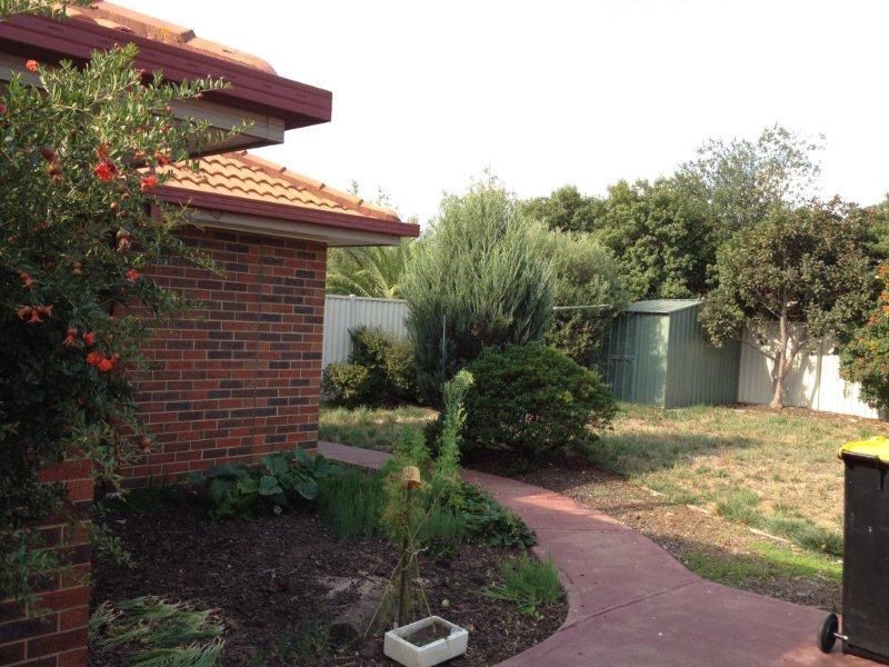20 Simpson Place, Caroline Springs VIC 3023