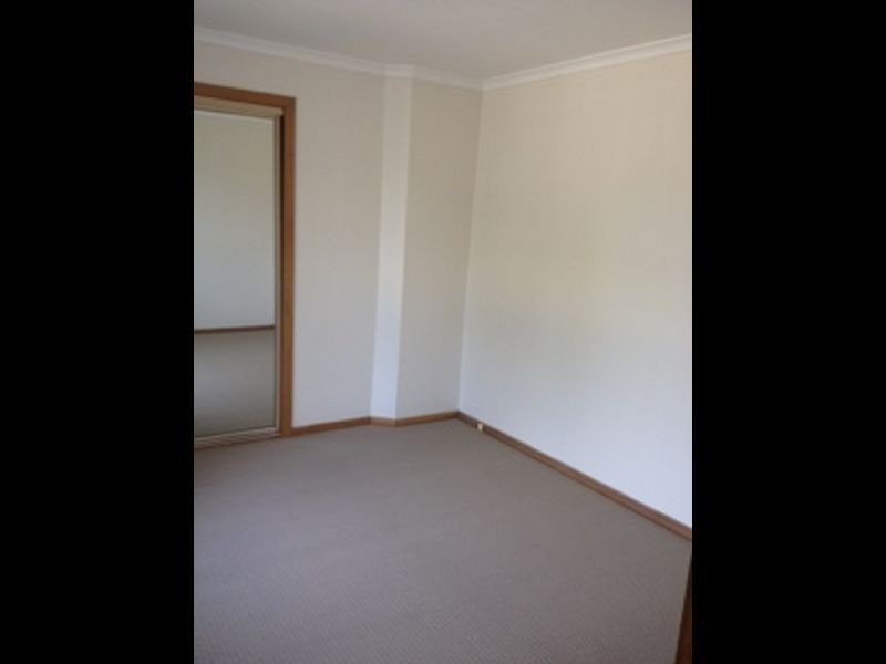 1/52 Omar Street, Maidstone VIC 3012