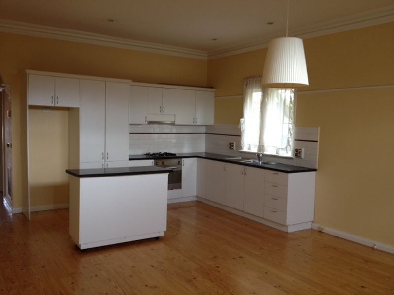 57 Swan Street, Footscray VIC 3011