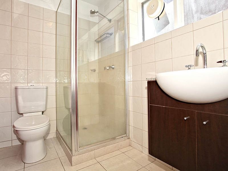 2/141 Glenhuntly Road, Elwood VIC 3184