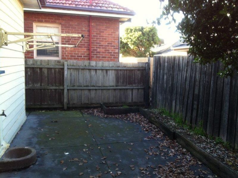 113 Summerhill Road, Footscray VIC 3011