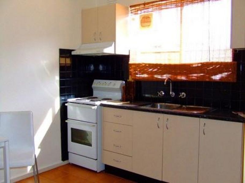 2/108 Rupert Street, West Footscray VIC 3012