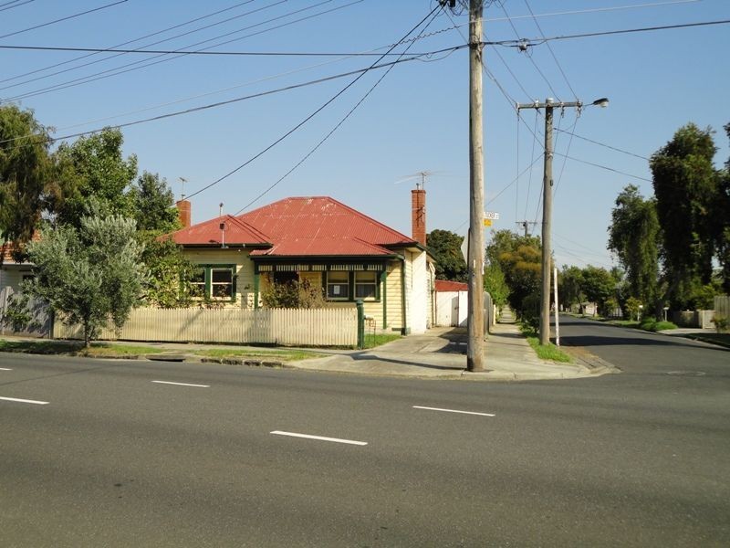 12 Church Street, West Footscray VIC 3012