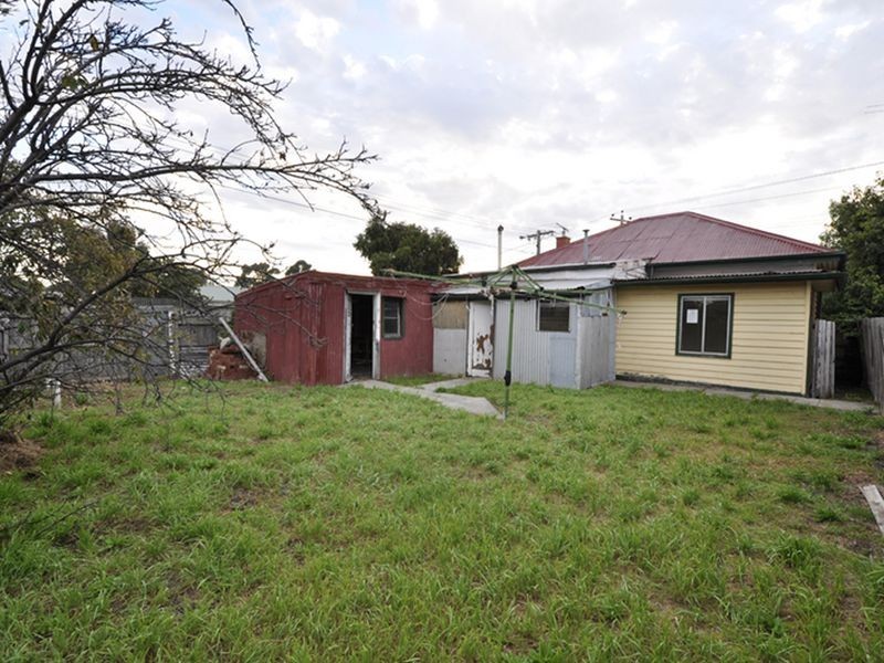 12 Church Street, West Footscray VIC 3012