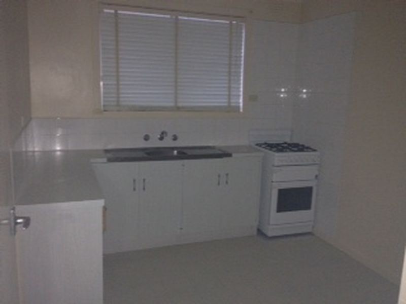 8/30 Eldridge Street, Footscray VIC 3011