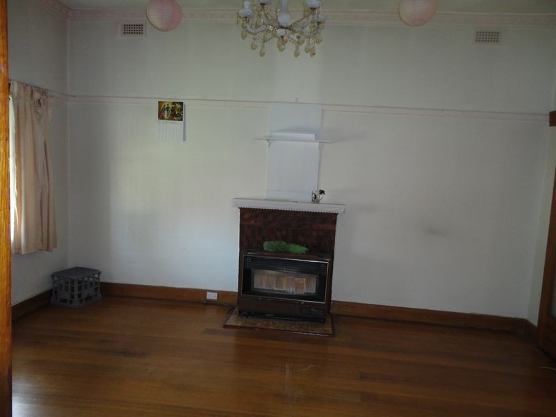 12 Jackson Street, Maidstone VIC 3012