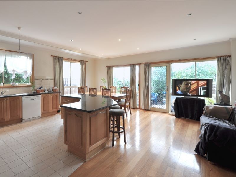 37 Railway Place, Footscray VIC 3011