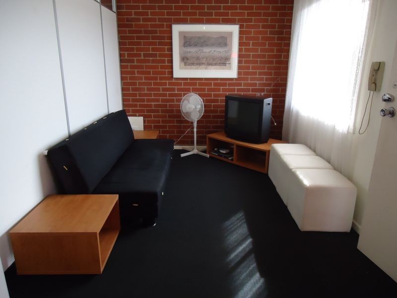 7/44 Geelong Road, Footscray VIC 3011