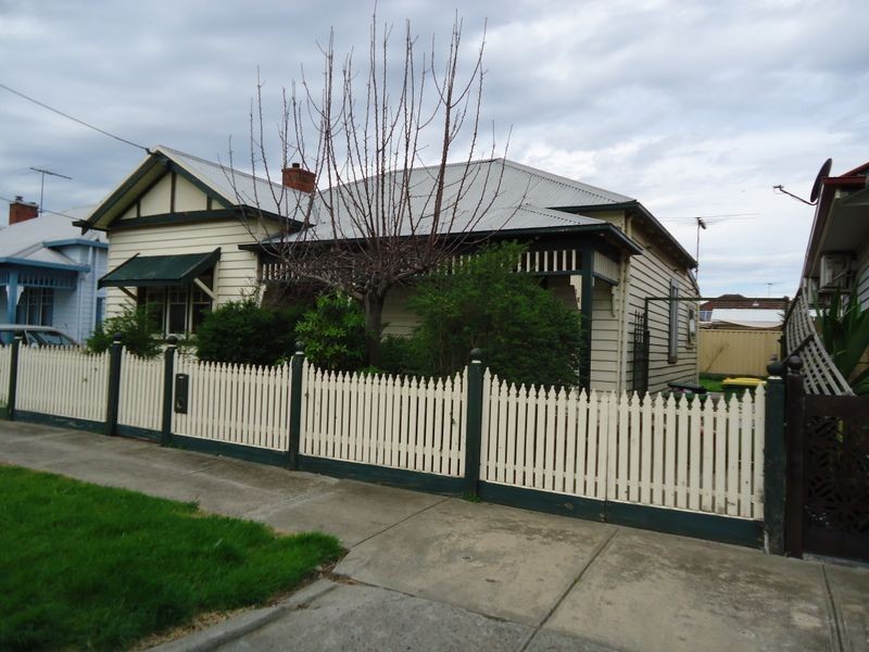 13 Dawson Avenue, Footscray VIC 3011