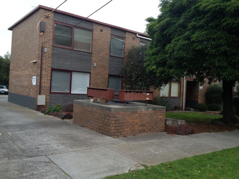 1/13 Ormond Road, West Footscray VIC 3012