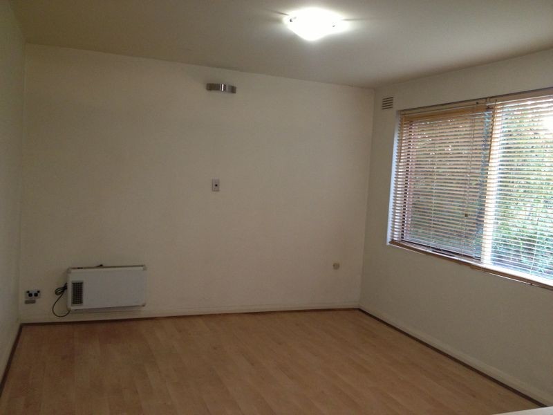 1/13 Ormond Road, West Footscray VIC 3012