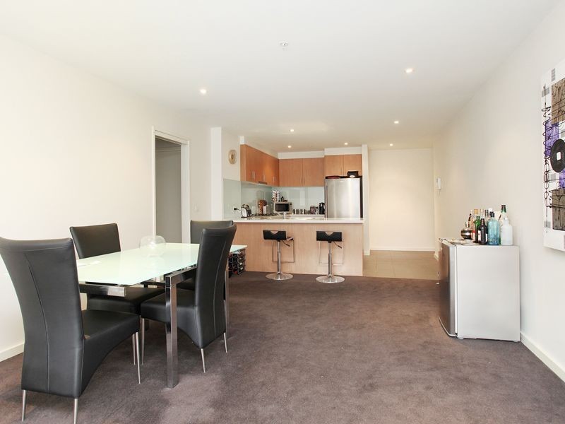 211/250 Barkly Street, Footscray VIC 3011