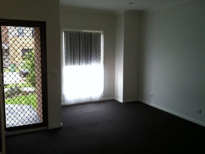 76 Lawn Crescent (Enter via Brayb, Braybrook VIC 3019