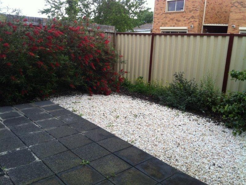76 Lawn Crescent (Enter via Brayb, Braybrook VIC 3019