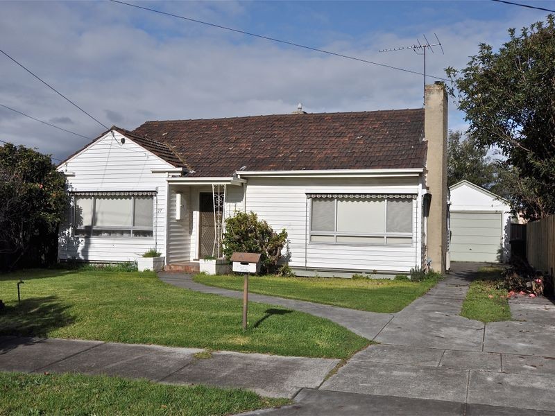 27 Monash St, Maribyrnong VIC 3032