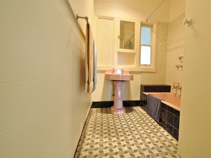 27 Monash St, Maribyrnong VIC 3032