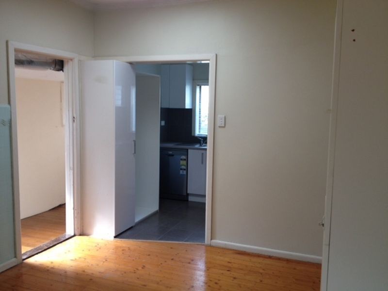 12 Thomson St, Maidstone VIC 3012