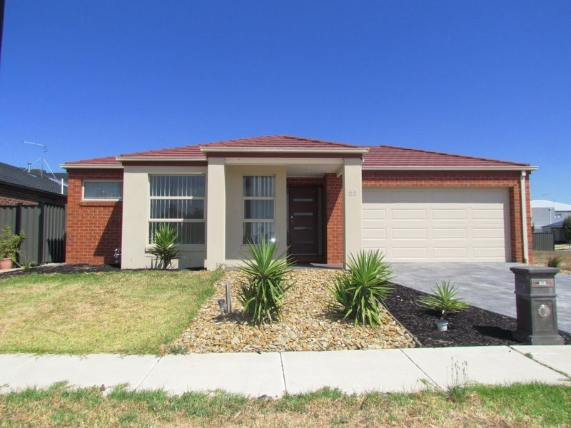 22 Yaramba Boulevard, Point Cook VIC 3030