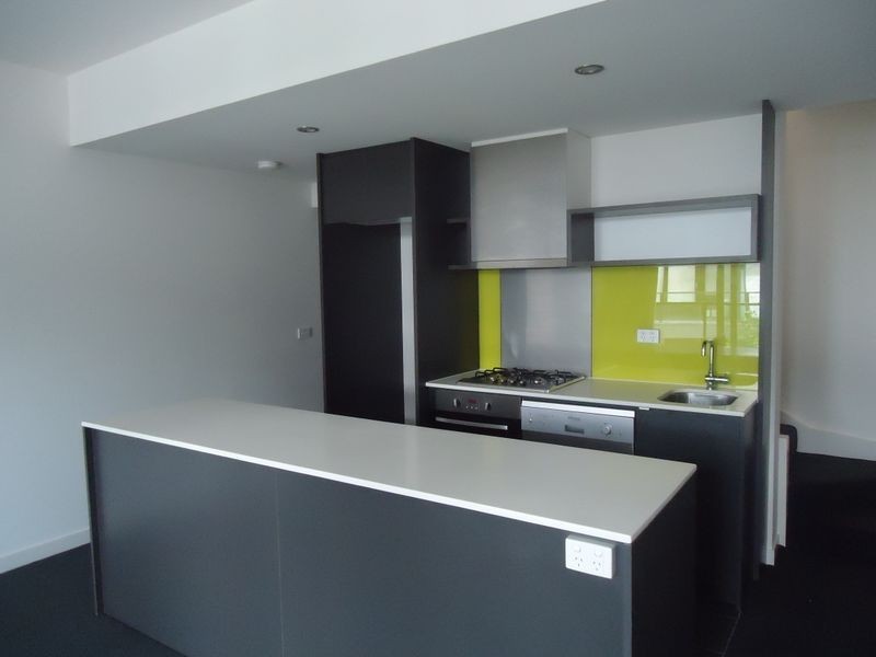 28 Cirque Drive (rear 234-240 Bar, Footscray VIC 3011