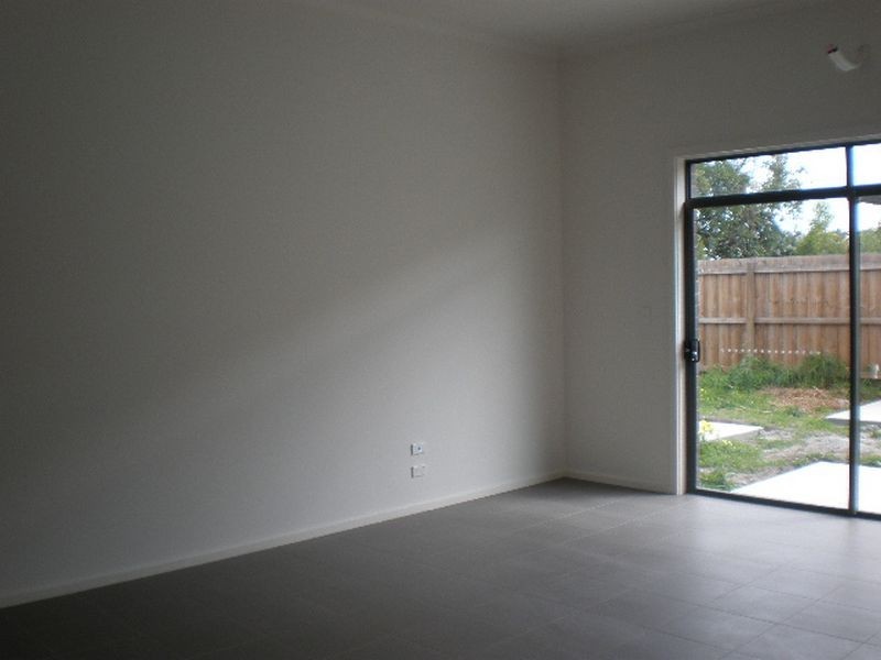 1/11 Vine Street, West Footscray VIC 3012