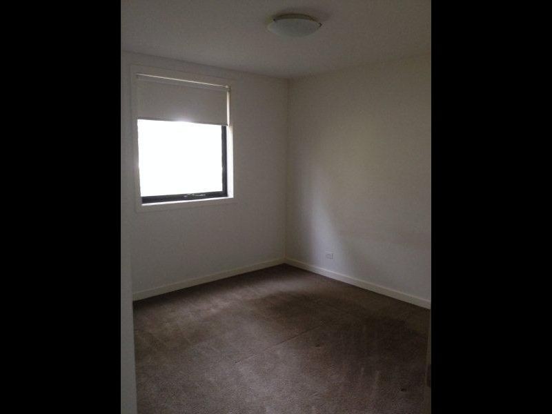 12/8 Crefden Street, Maidstone VIC 3012