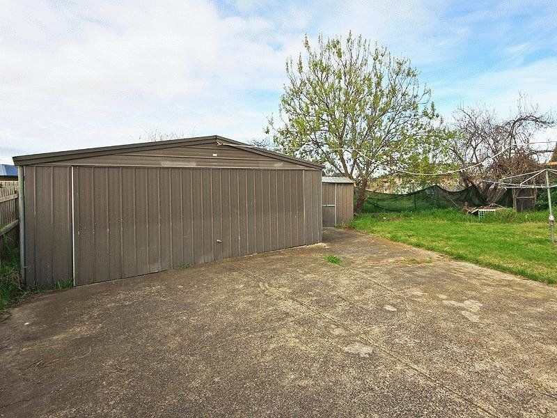 12 Barrie Court, Braybrook VIC 3019