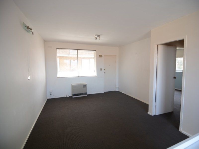 8/13 Alberta Street, West Footscray VIC 3012