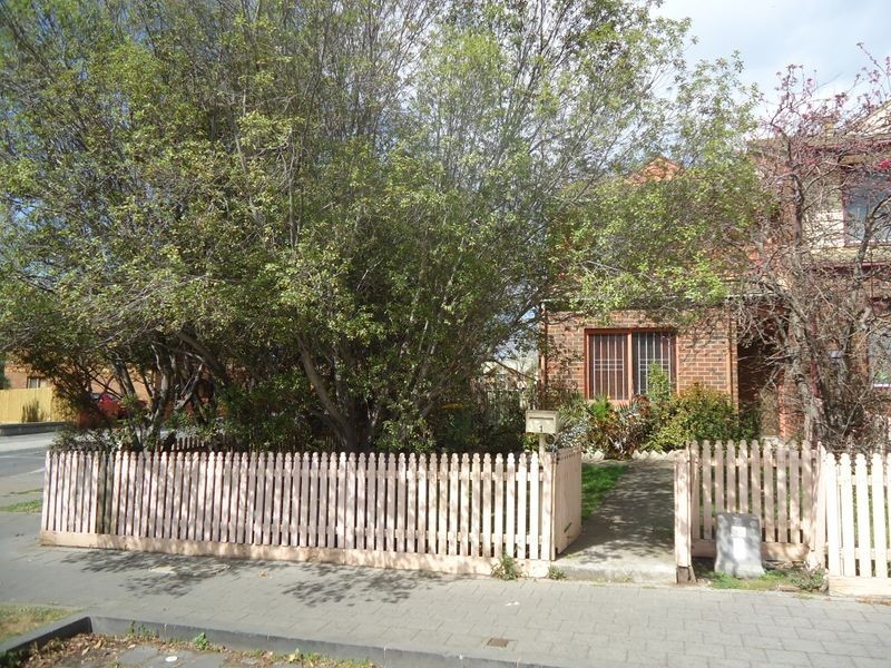 1 Secomb Place, Footscray VIC 3011