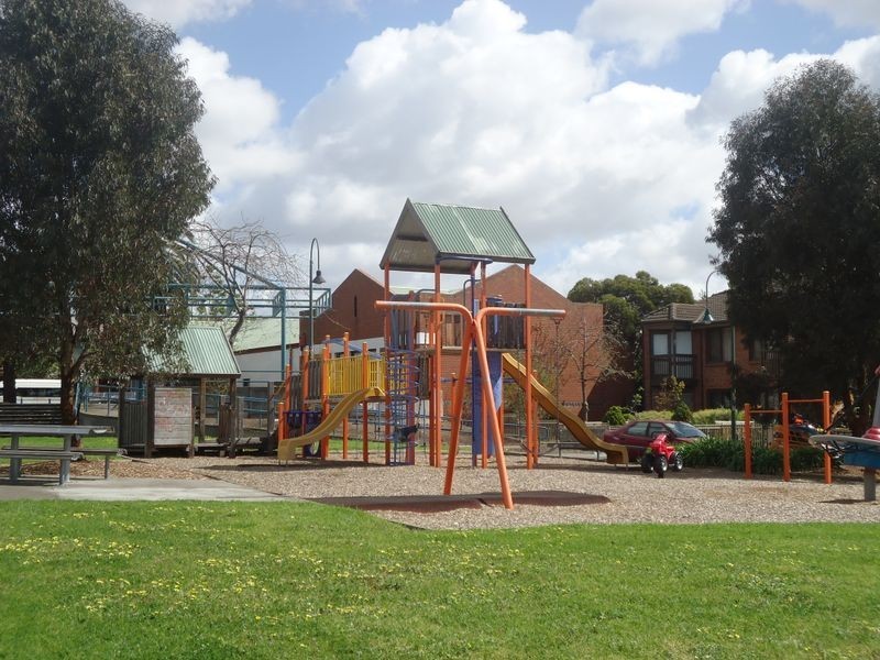 1 Secomb Place, Footscray VIC 3011