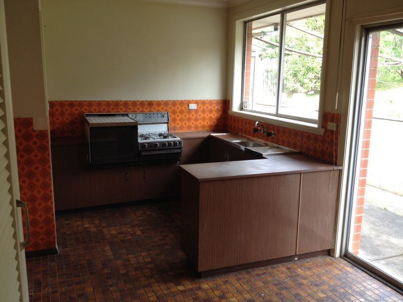 5 Lacy Street, Avondale Heights VIC 3034