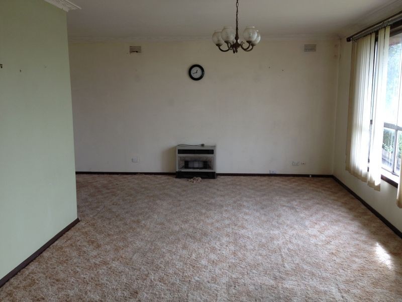 5 Lacy Street, Avondale Heights VIC 3034