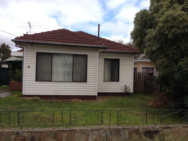 38 Summerhill Road, West Footscray VIC 3012