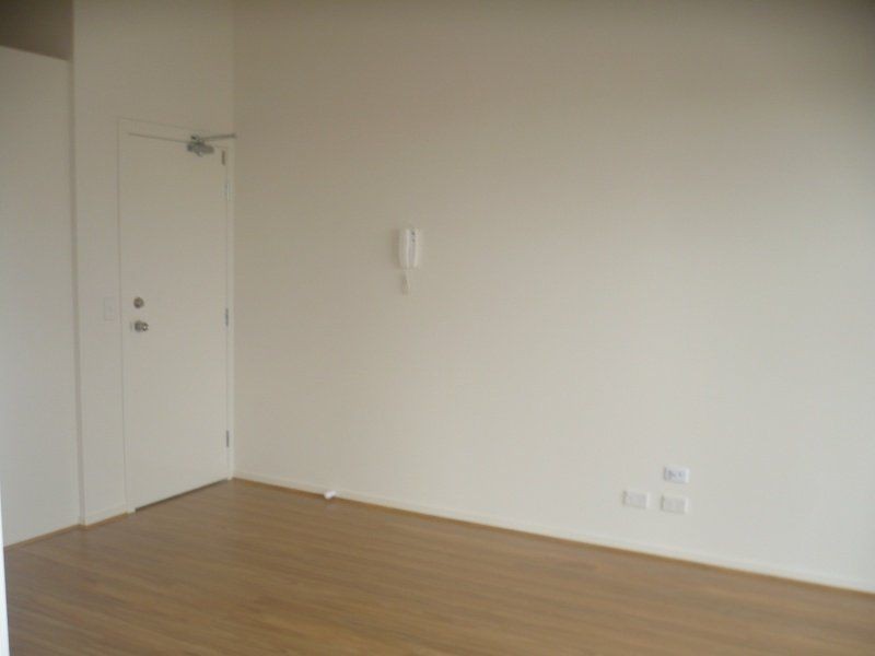 8/23 Pickett Street, Footscray VIC 3011