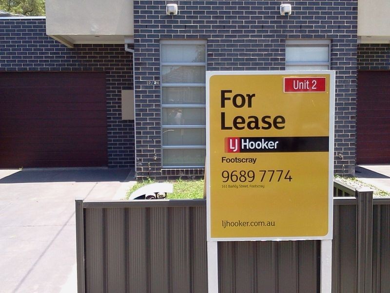 2/24 Dongola Road, West Footscray VIC 3012
