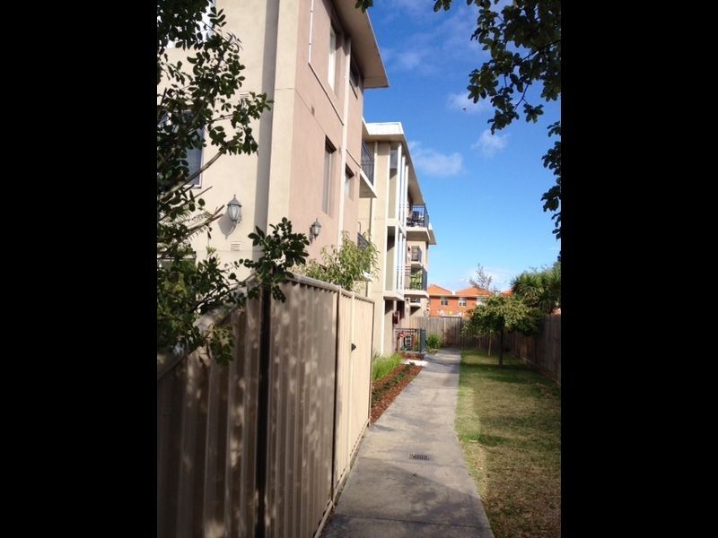 1/34-40 Whitehall Street, Footscray VIC 3011