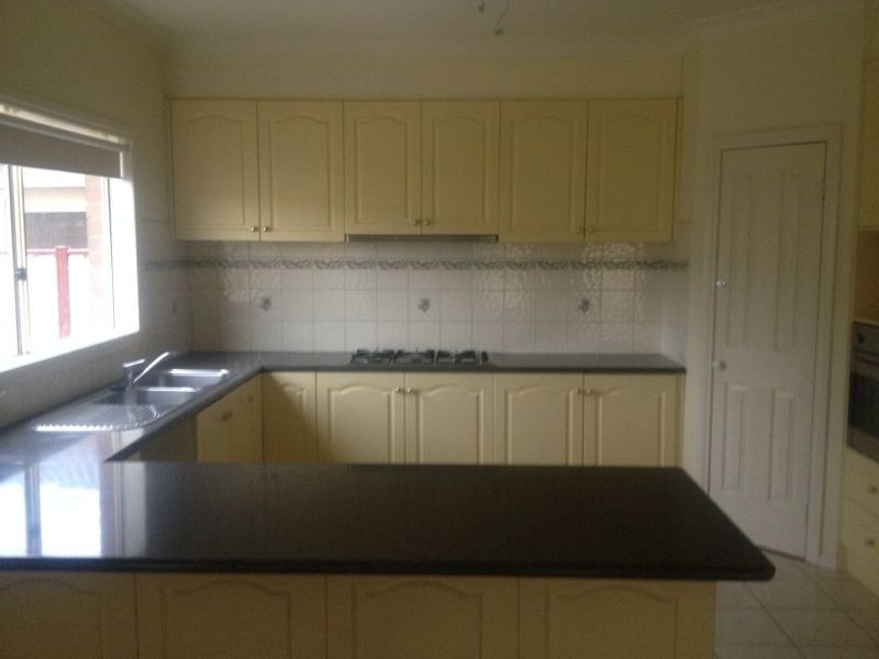 12 Cormorant Drive, Deer Park VIC 3023