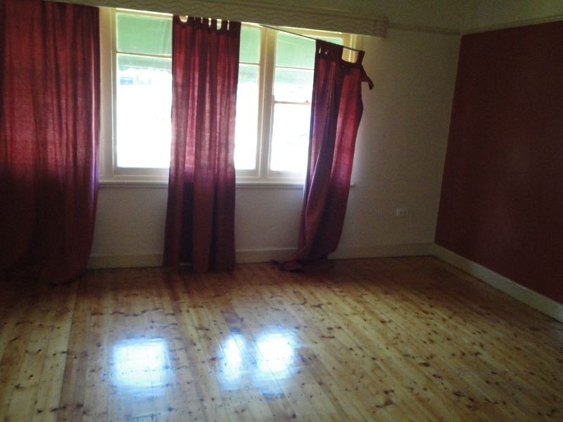 33 Dunedin Street, Maidstone VIC 3012