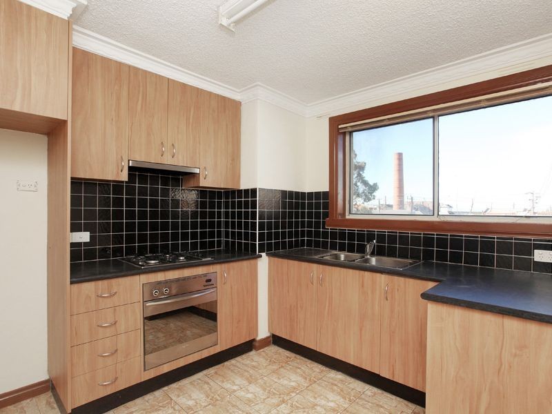 11/6 Eldridge Street, Footscray VIC 3011