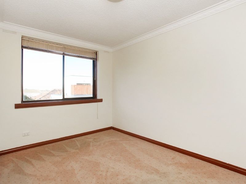 11/6 Eldridge Street, Footscray VIC 3011